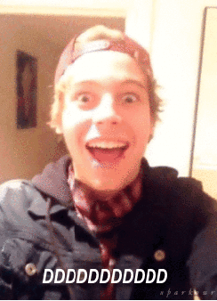 ironicalum:sparkour:the most excitement Luke’s ever expressed in a keekit’s kinda creepy tho