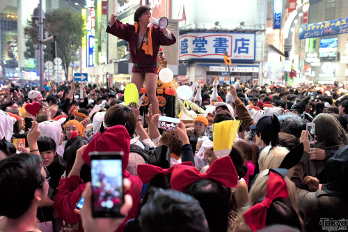 This group of people decided to mix modern Halloween with traditional Japanese culture. They made a 