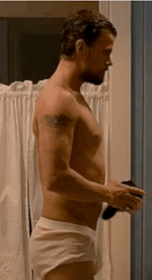 hotfamous-men:  Josh Duhamel