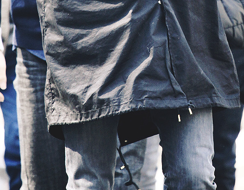 celestyeol:  glasses x parka (◕‿◕) 