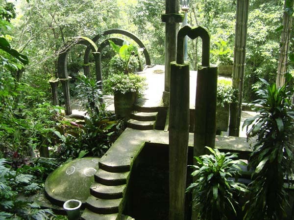 beneath-the-lime-tree:shinypixiedust:Deep within the rainforests of Mexico, seven