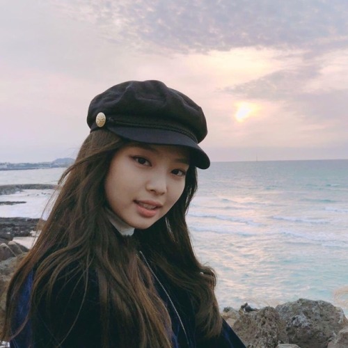 jennie kim layouts like or reblog if you save/use:-)