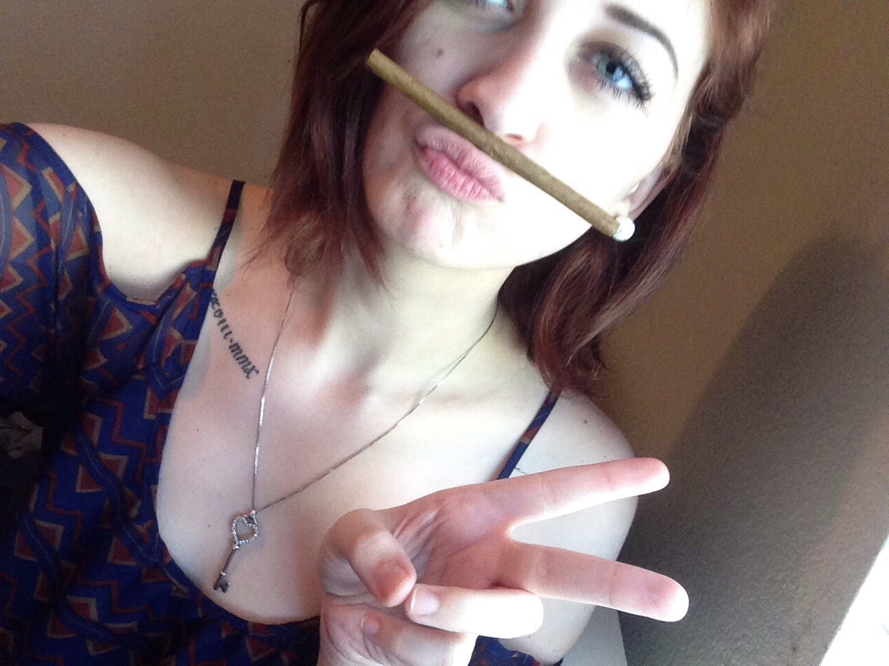 cannabiskatie:  Boutta get high 😎👌