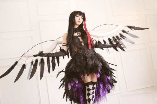 vandariwuuuuutcosplay:  Character: Homura Akemi Anime/Manga series: Puella Magi Madoka Magica CN: Mu