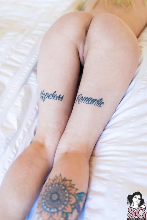 past-her-eyes:  AngelGore Hopefulangelgore.suicidegirls.comLink to South African SuicideGirls