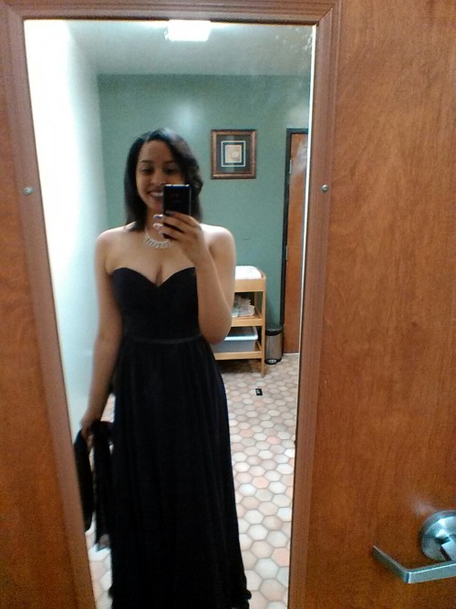 smoochesfromstacey:  Bridesmaid in my aunts wedding💐💒💍