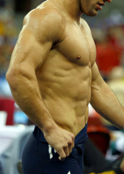 silverskinsrepository:  Wrestling physiques