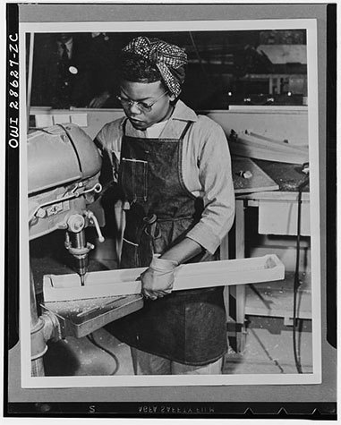 plannedparenthood:  “Though largely ignored in America’s popular history of World War II, Black women’s important contributions in World War II factories, which weren’t always so welcoming, are stunningly captured in these comparably rare snapshots