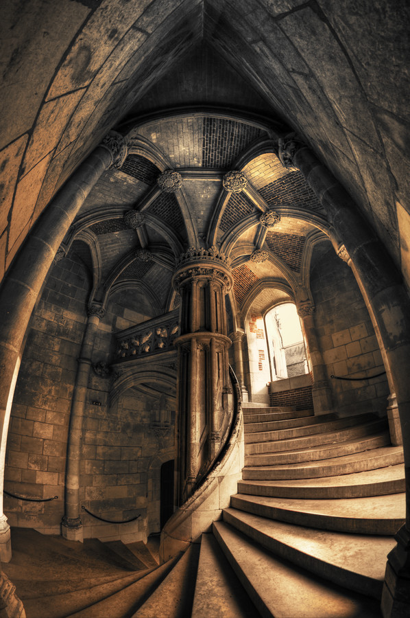 itinsightus:  Next floor: Middle Age by cyrilfontaine2 