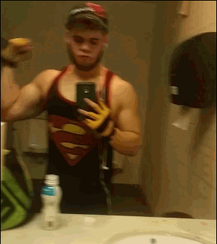 sodomymcscurvylegs:  Gifcam gives me entirely too much power!