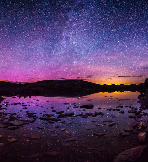 lori-rocks:  faint aurora borealis reflected in a seasonal pond on taylor pass just outside of aspen