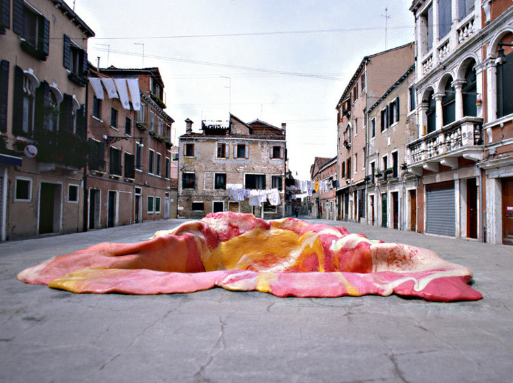  Simone Decker, Chewing in Venice; 1999 