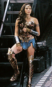 dianadethemyscira: Diana + her armour in the DCEU.