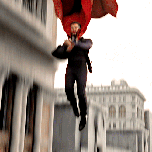 DOCTOR STRANGE 2 Dr. Sam Raimi (2022)