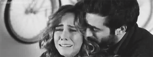 oadamburayagelecek:“Seni çok seviyorum Ayşegül. Hiç bir yalan bunu değiştiremez tamam mı?”