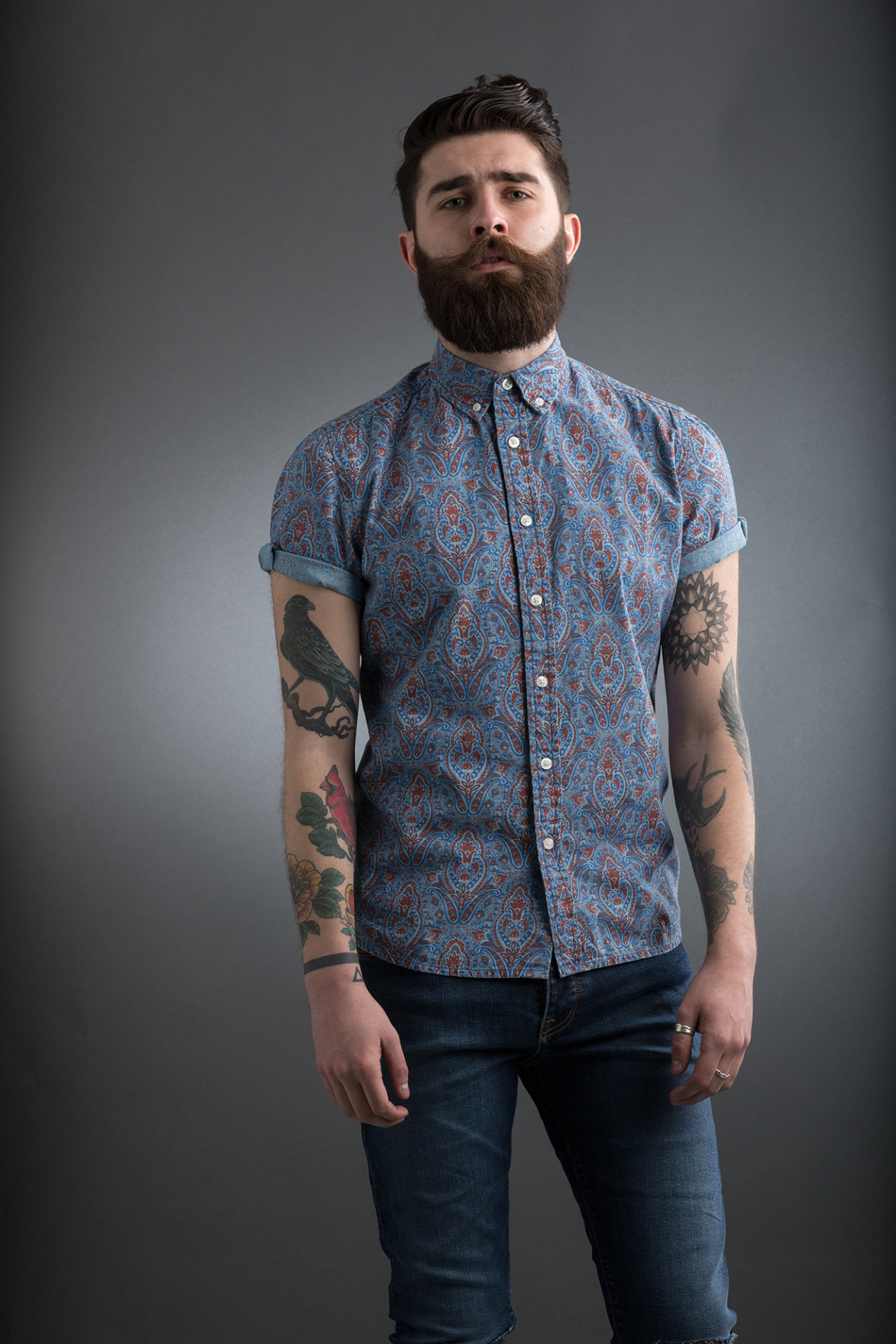 What do you think of this look? Yes, No, Absolutely not?
Here’s what they thought on our last post:
“The only thing I want from this photo is the beard, the beard would be great..” Ross Southwick
Shirt: http://bit.ly/1hLn95F
&
Jeans:...