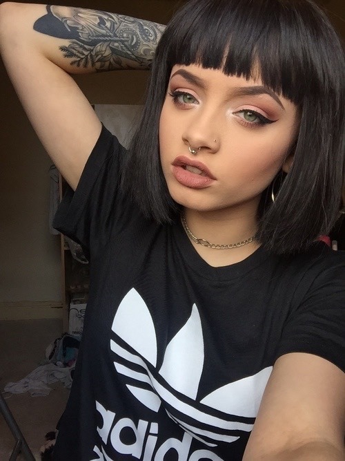babyblauw:  Who’s this? IG: @yram_eliza 🚬🔫🔪