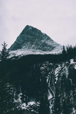 avenuesofinspiration:  Keep Exploring 🏔