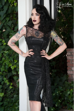 kneestogetherclothing:  Pinupgirlclothing.com