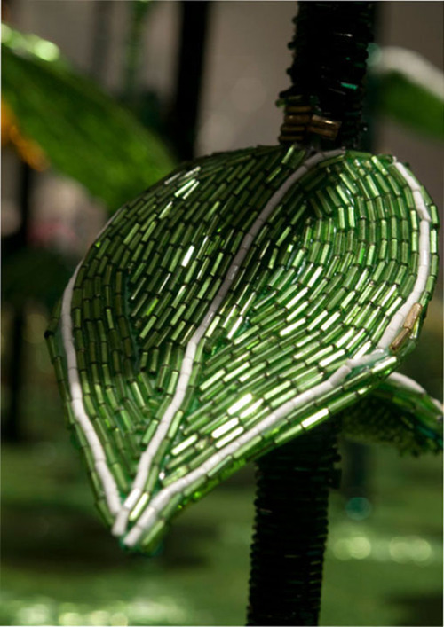 visualsirens-blog:Something to blow your mind with: Liza Lou’s installation artworks Kitchen and Bac