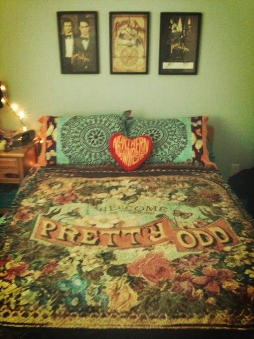 billiejoezee:   yesterdaysvintagenightmares:  This is too much to handle  FUCK I