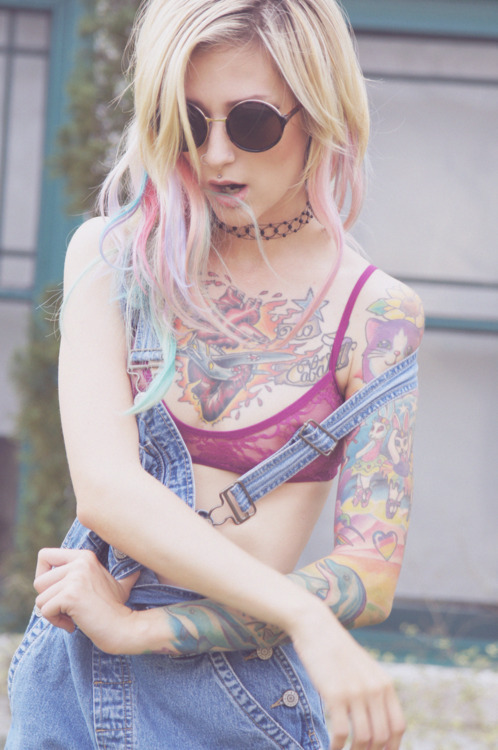 Sexy Alternative Tattooed Non-Mainstream Beauties
