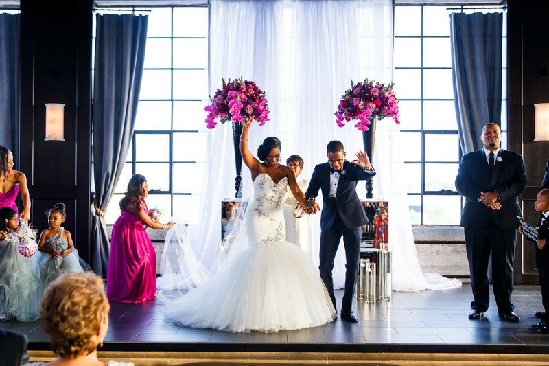 imageof1love:  THE WEDDING OF LAUREN ♥ LAMARImages By: Amber Knowles ~ Amber