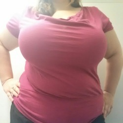 juicybbwchicks:  Naughty BBW &amp; SSBBW Pics 