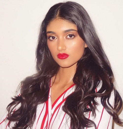 sharabiclub:neelam gill