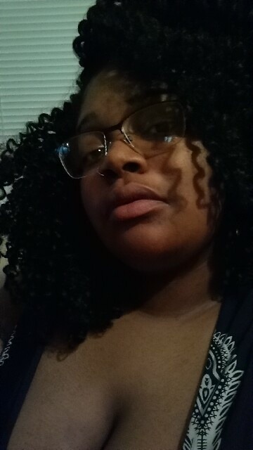 goldensweetcheeks:  justanothertauruswoman:Issa Blackout  Issa cutie