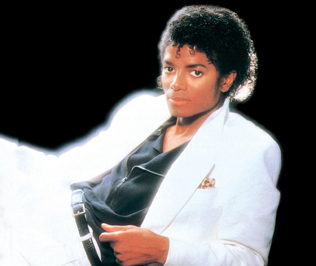 xtechnicolorclimax:  Thriller is now 33x Platinum. 33. THIRTY-THREE.   The first