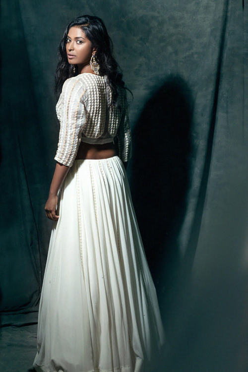 strictly-indian-fashion: “Zoraya” by Dipti Sawardekar Model - Poulomi Das