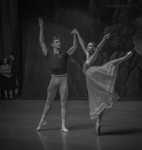 tsiskaridze:Vaganova Ballet Academy “The Nutcracker” rehearsal at the Mariinsky Theatre. December 5.