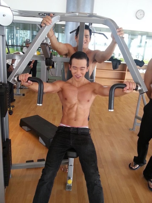 TheRoyalOneSg -SG50-