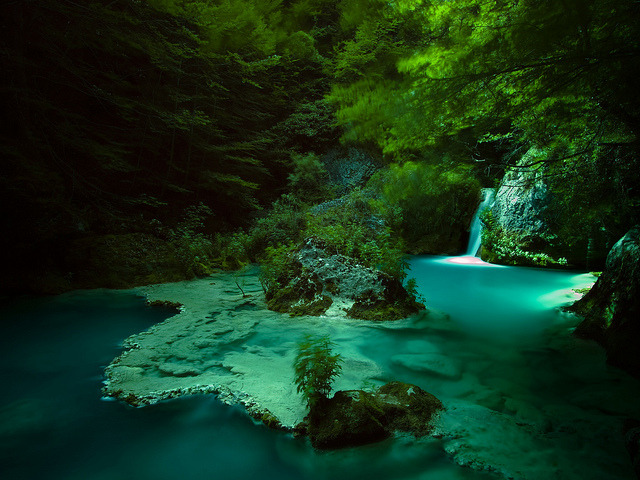 neptunesbounty:  Urederra by Kepa_photo on Flickr. 