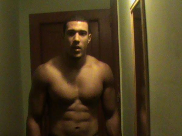 bluebangz:  AR Fox Stills from the low-budget gay porn he made before carving something