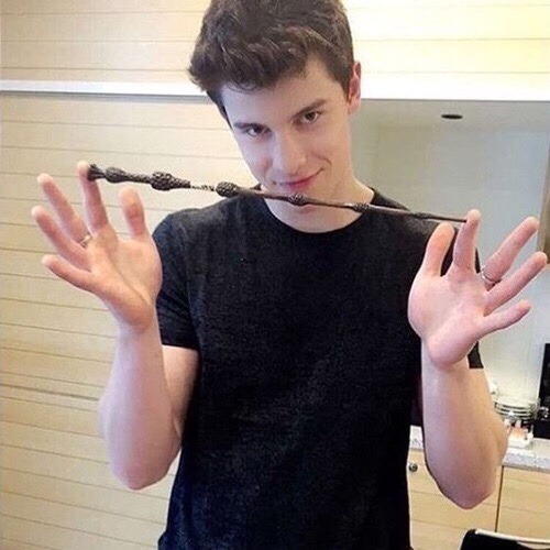 *:･ﾟ✧*random icons*:･ﾟ✧* ➜ like/reblog if you save them or Credit to @gomzofthrones on twitter