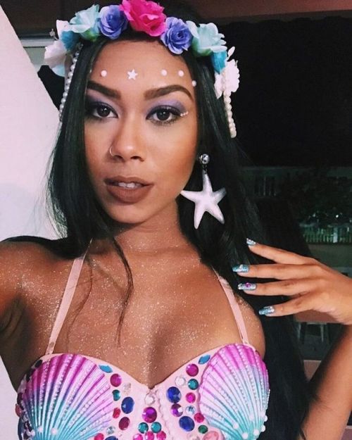 http://streetgrl.tumblr.com/post/159007885387