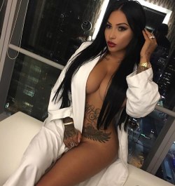 tattedbeautues:    Brittanya Razavi   