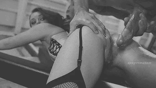 sirenowoods:  soloride1:    Follow me on bdsmlr;  https://bdsmlr.com/blog/sirenowoods