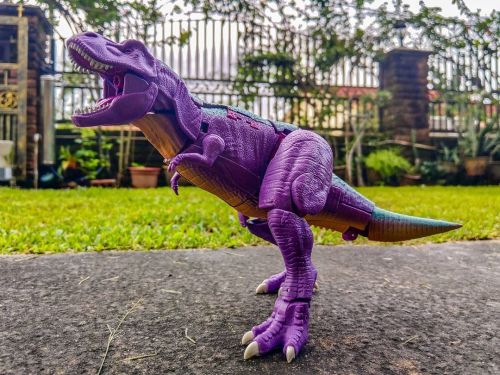 Transformers + Jurassic Park + Barney = This. #megatron #beastwars #transformers #warforcybertronkin