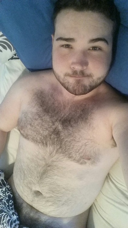 thebeardedguyy: good mornin