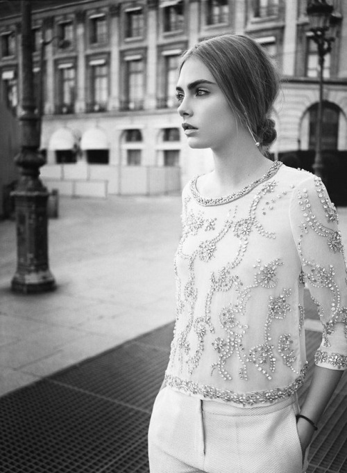 silverlininglookbook:  its-raining-owls:  ♥  ♡ B&W fashion blog ♡