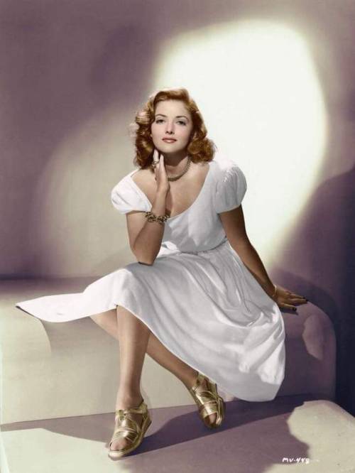 sweetheartsandcharacters: Martha Vickers