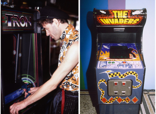 buzzfeedrewind:Pictures that show just how awesome arcades used to beGrab your quarters — we’re goin