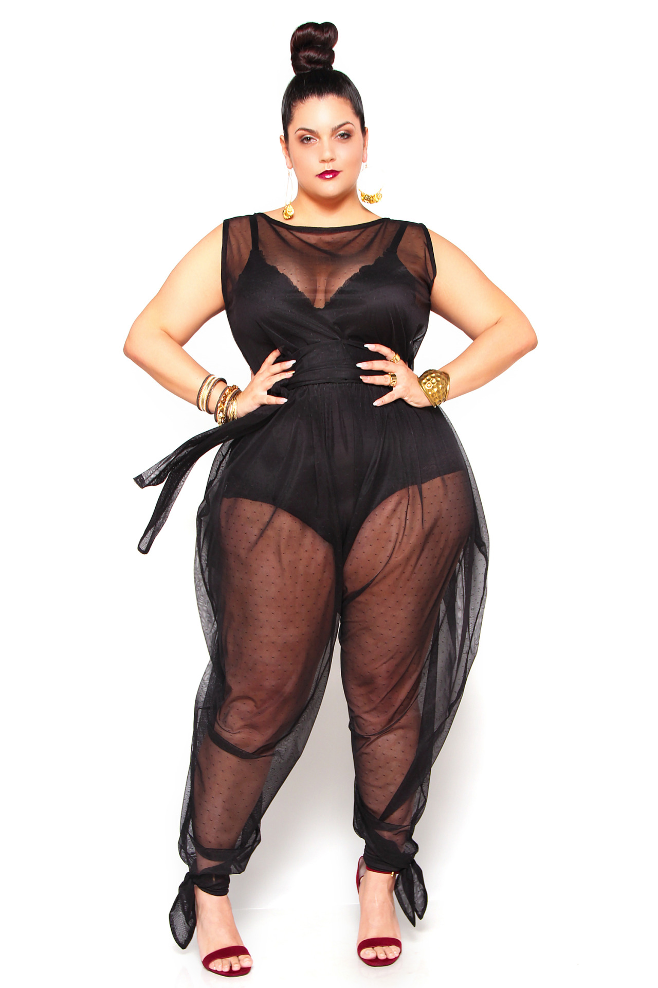 bigbeautifulblackgirls:  NEW POST ON THE BLOG : Midday Must Have Featuring JibriOnlineSee