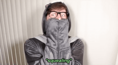 panic-at-theeverywhere: heyimaphander: Nothing is sacred oof