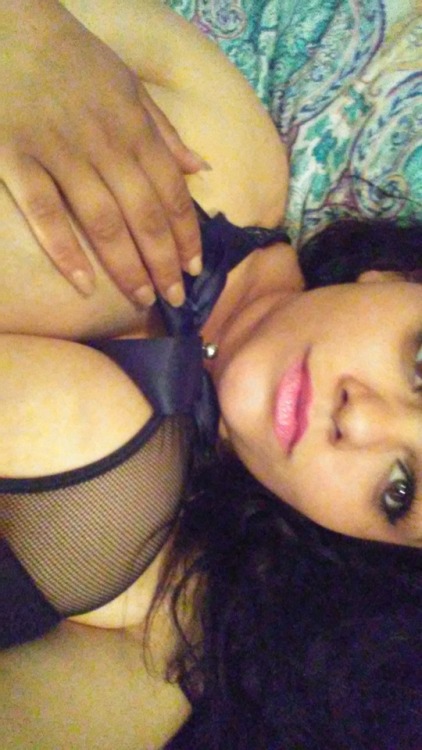 black-and-latina-love33rd:  #LatinasHoesGo #WhereTheyAtTho 😍😍😍😍  Follow My Latina Fan Page @black-and-latina-love33rd