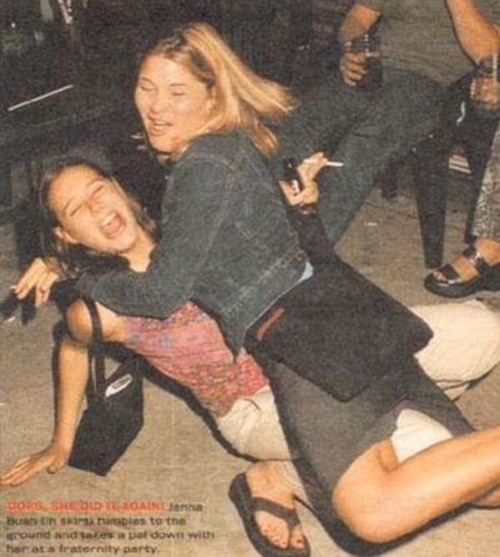 odinsblog:  Hypocritical Republicans are sO desperate to dig up dirt on the Obamas, but the best they could come up with was a leaked  snapchat from a right wing tabloid of Malia standing next to a beer pong table while visiting a college   God forbid