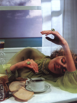 holliesgolightly:  Vogue Paris October 2000 “Créatures célestes”